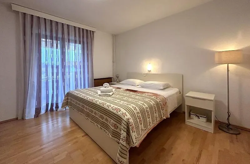 Apartment Marija 823 Novigrad