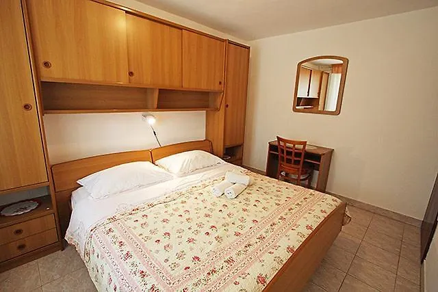 Apartment Marija 823 Novigrad