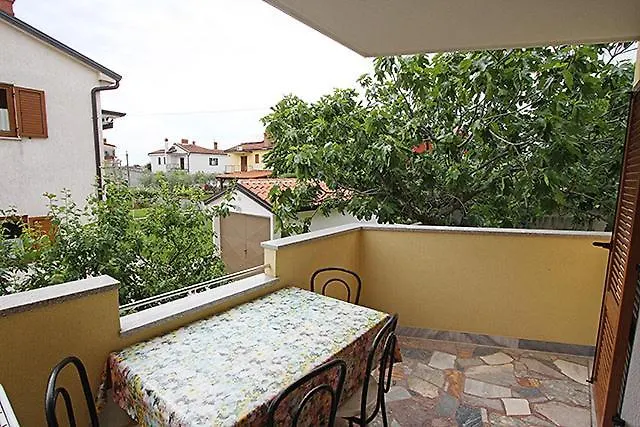 Apartment Marija 823 Novigrad